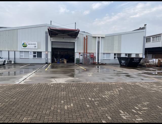 3,794M² WAREHOUSE TO LET IN NEW GERMANY